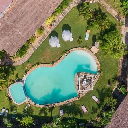 Madiro Hotel Нуси-Бе Экстерьер фото